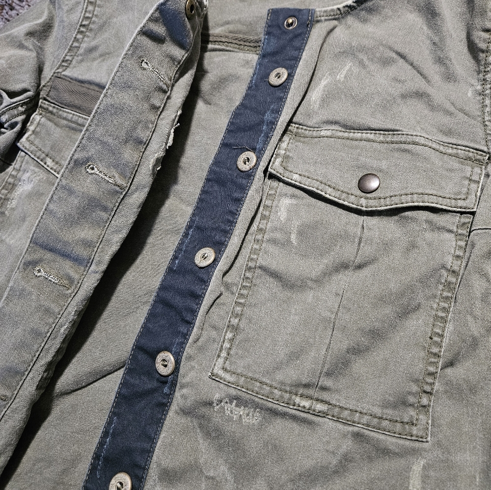 Free people revolve military green jacket button small black distressed crop - Picture 6 of 10